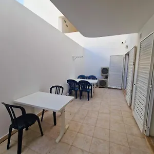 Oura Sunset Apartamento